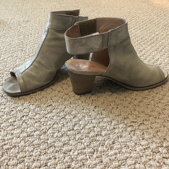 Gabor neutral coloured shoe - Picture 1 of 3
